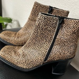 Fia’le Collection Leopard Print Italian Vintage Boots